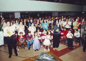 Gereja JKI Injil Kerajaan - Natal 2001 00033